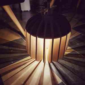 Lampe de sol une lumière sectionné